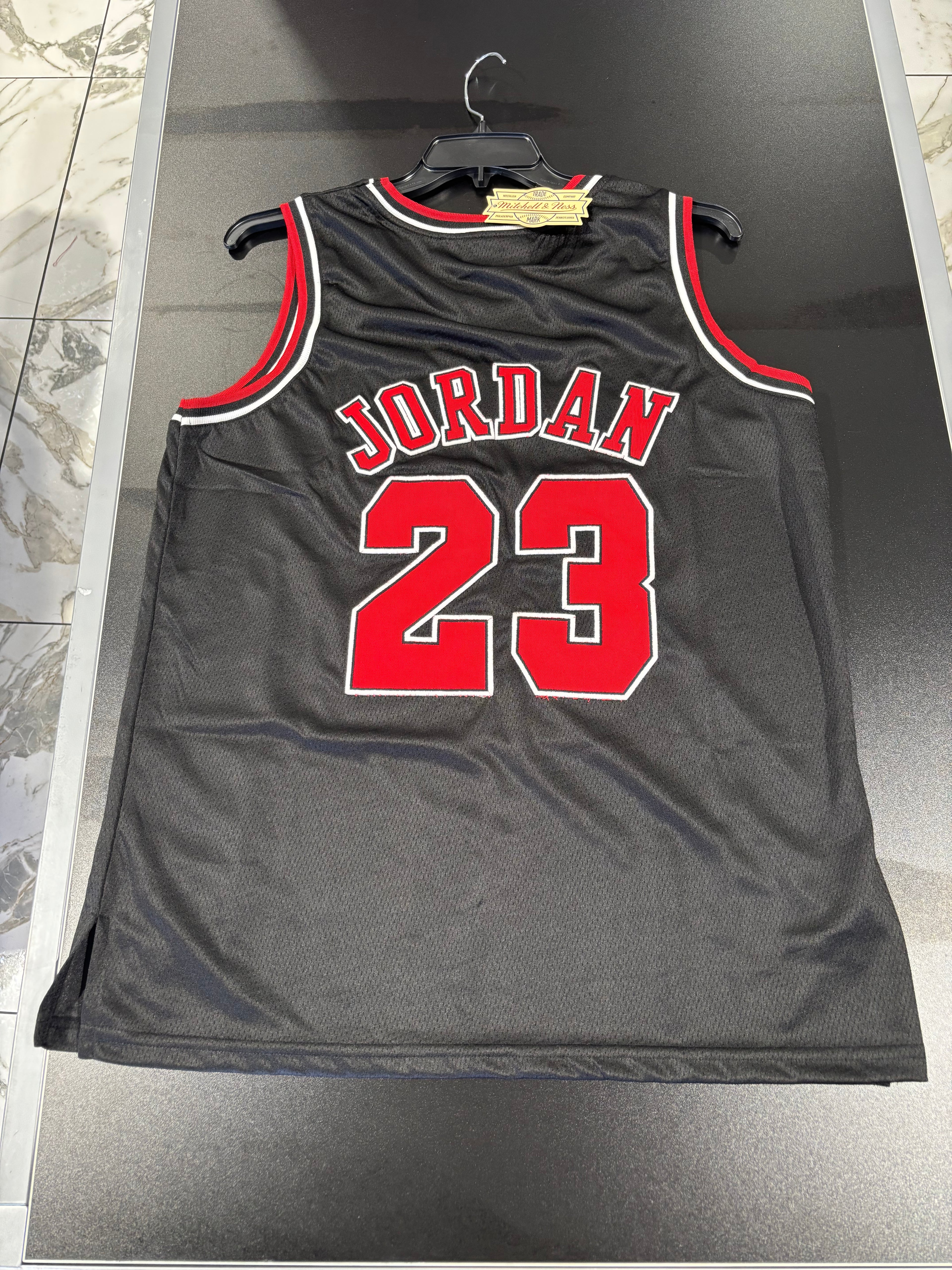 Mitchel & Ness Jordan Bulls Jersey